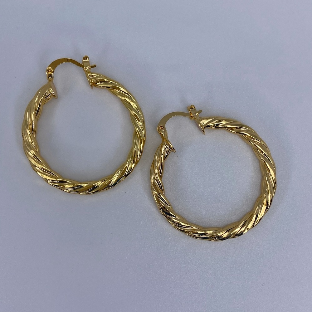 Hoops